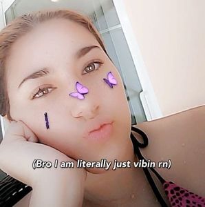 Meet your Posher, Briana